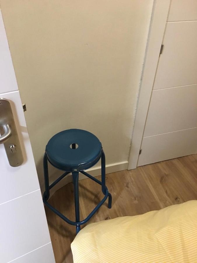 Practical Room: Barcelona-Fira-Airport Л'Успіталет-да-Любрагат Екстер'єр фото